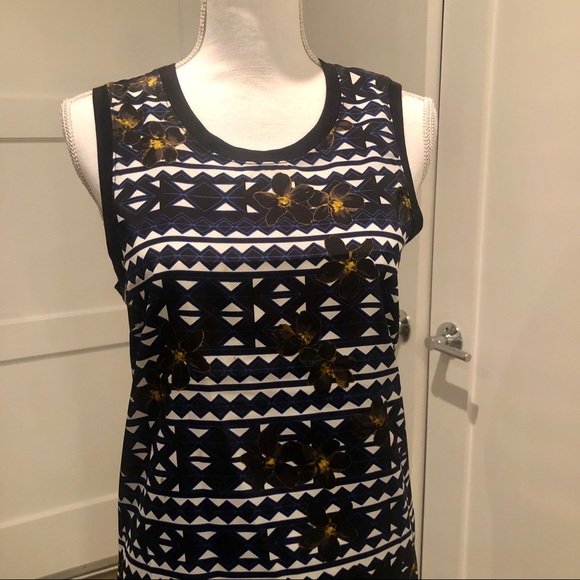 Geometric pattern tank top - Picture 2 of 4